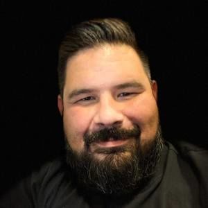 Meet your Posher, Dustin